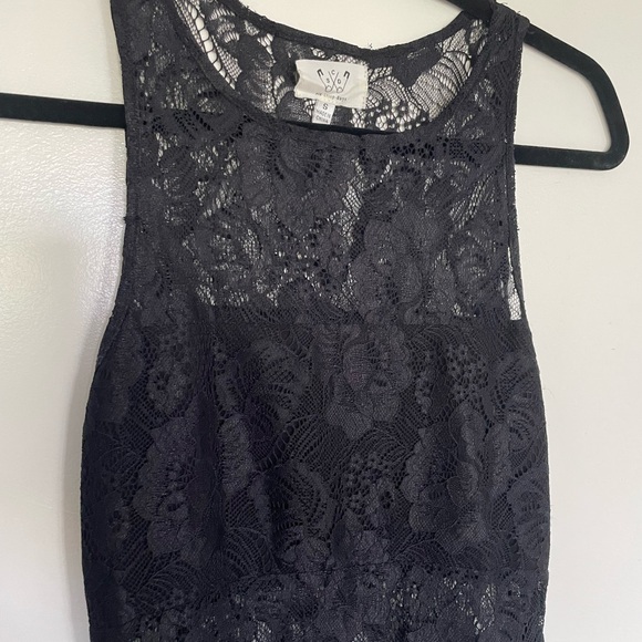 “Six Crisp Days” full length lace peekaboo dress. Sleeveless, side zipper. - Picture 4 of 8